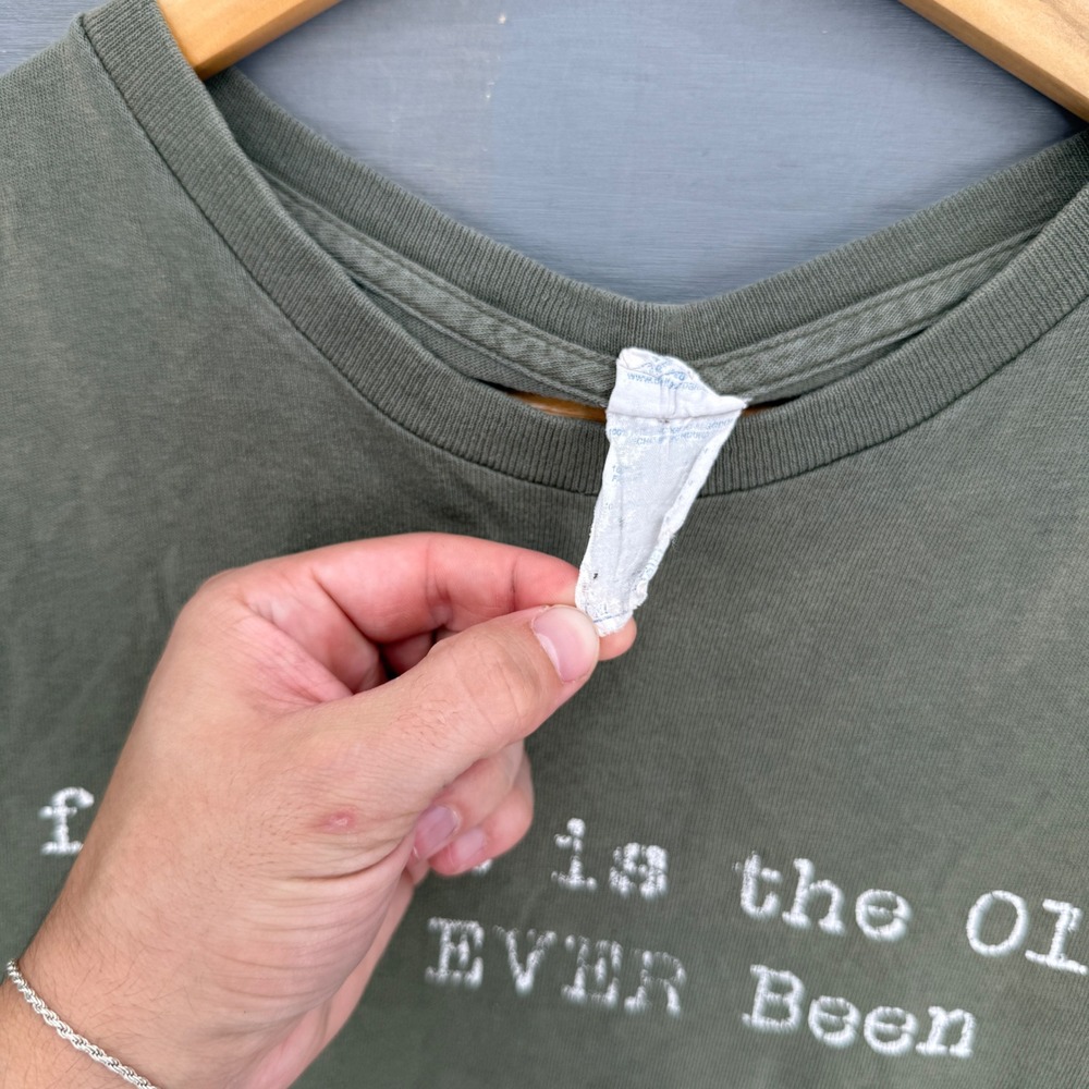Vintage Graphic Tee Green Oldest I've Ever Been Funny Quote Shirt XL - Picture 4 of 7